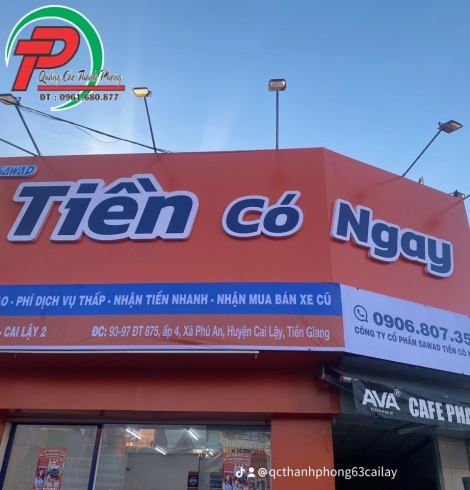 Bảng hiệu quảng cáo cho vay tiền