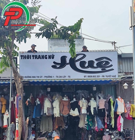 Bảng hiệu shop quần áo